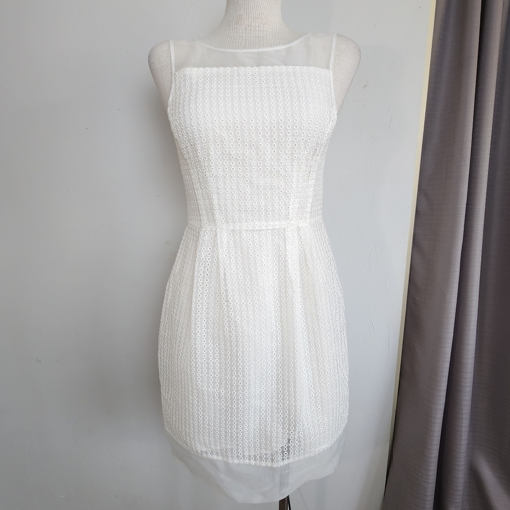 Tommy Hilfiger White Square Neck A Line Silhouette Bodice Texture  Dress Size 4